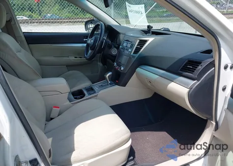 2011 Subaru Outback 2.5I Premium z USA, uszkodzony, nr VIN 4S4BRCGC8B3361554